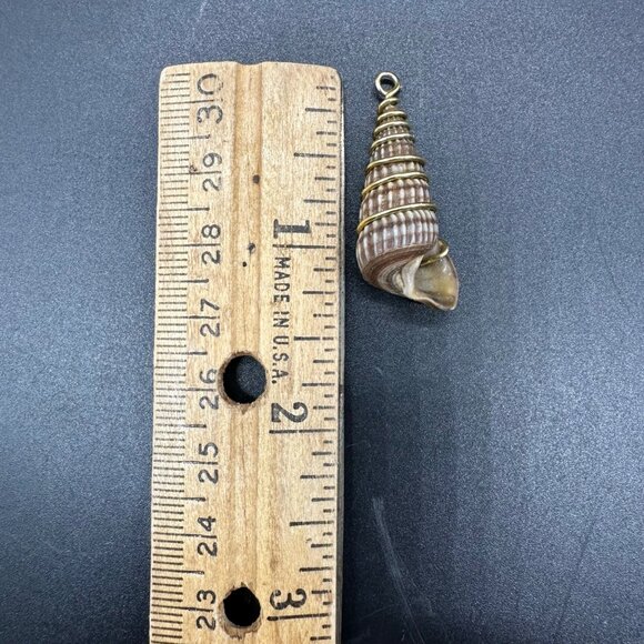 Natural Seashell Pendant Gold Toned Wire Sea Nautical Beach Summer Jewelry - Picture 7 of 7